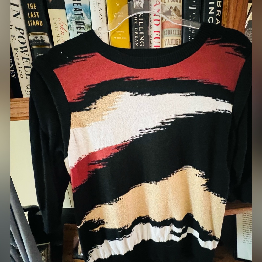 Donna Karen sweater top in excellent condition as I did not wear it.
